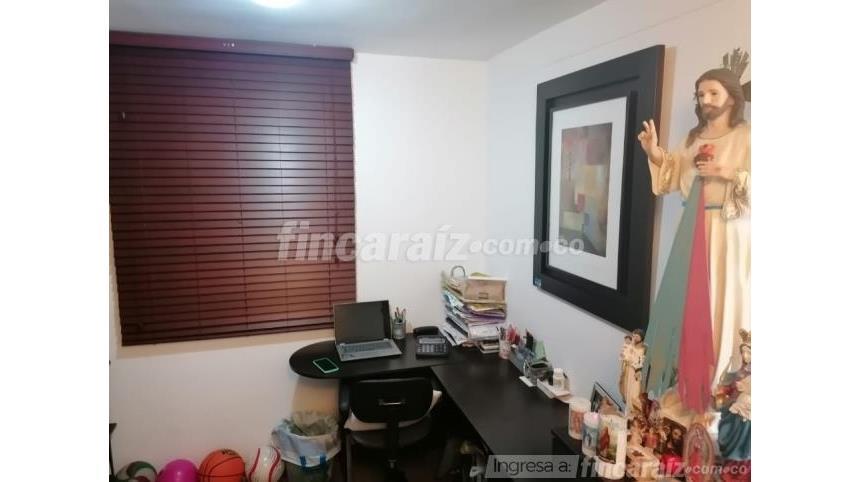 Piso – Bogotá, Localidad Suba - Más