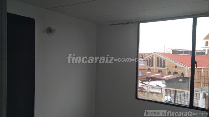 Piso – Bogotá, Timiza, Localidad Kennedy - Más