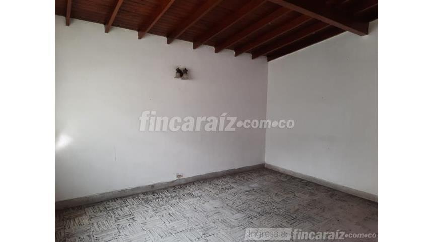 Bodega en Arriendo - Más