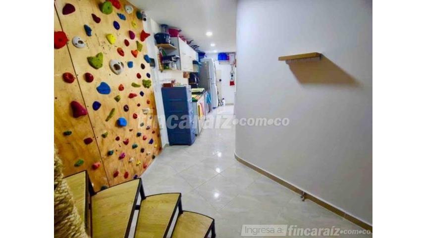Piso – Bogotá D.C., La Alhambra, Localidad Suba - Más