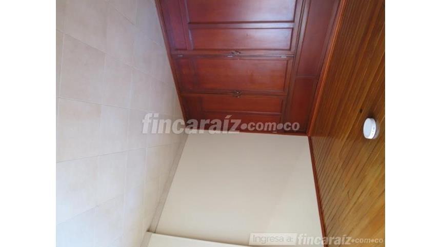 Piso – Bogotá, La Sabana, Localidad Los Mártires - Más