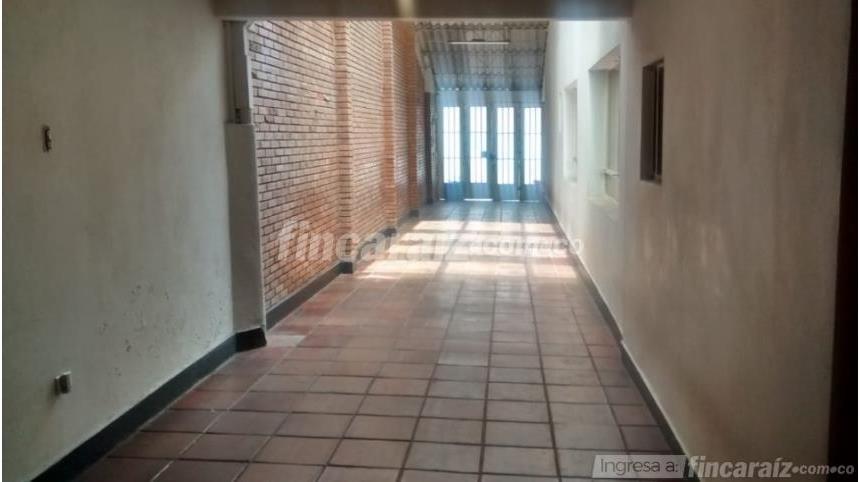 Local en Arriendo - Vista 2