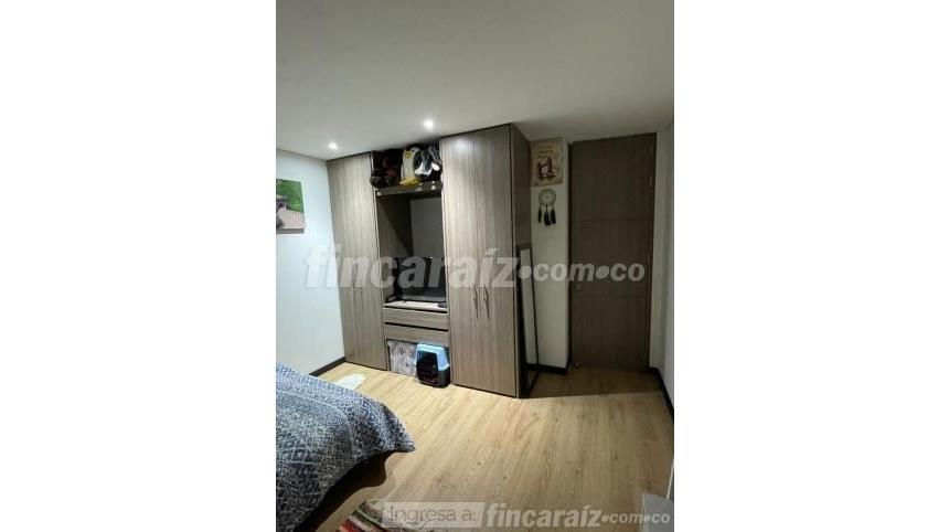 Piso – Bogotá, Las Acacias, Localidad Usaquén