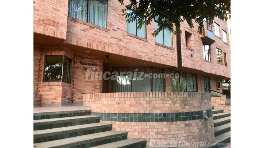 Piso – Bogotá, Chicó Lago - Vista 3