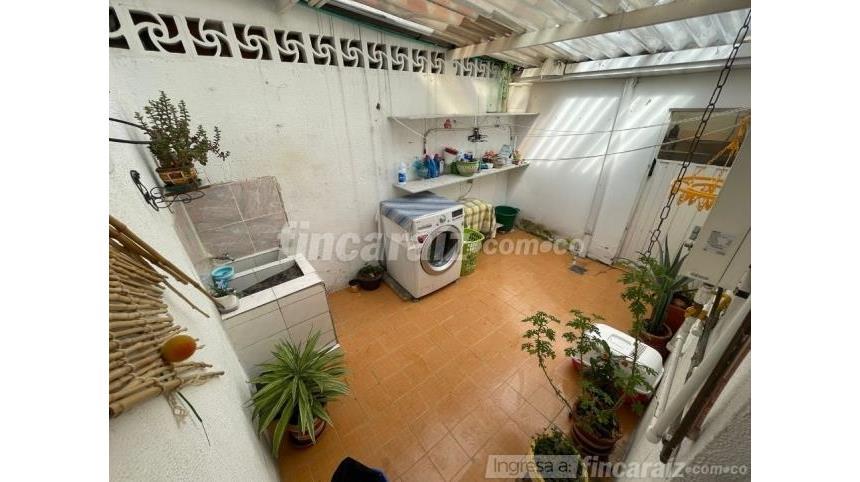Piso – Bogotá, Los Cedros, Localidad Usaquén - Más