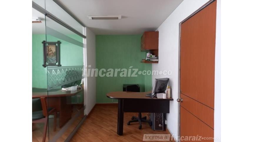 Oficina en Arriendo - Más
