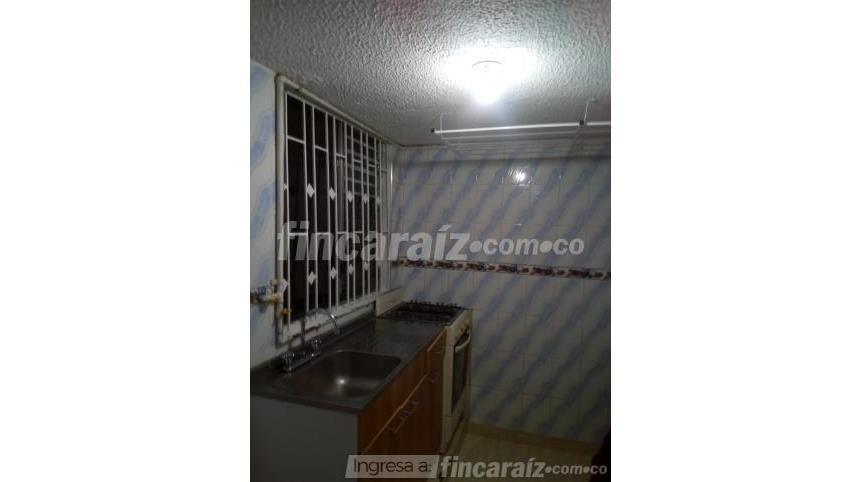 Piso – Bogotá, Tintalá, Localidad Kennedy - Más
