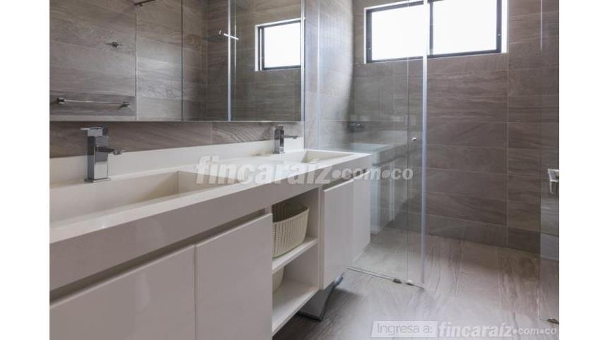Piso – Bogotá, UPR Zona Norte, Localidad Suba - Más
