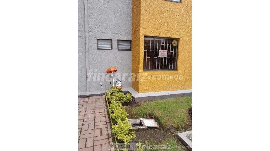 Piso – Bogotá, Localidad Engativá - Más