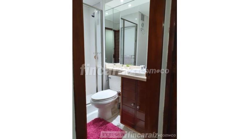 Piso – Bogotá, La Esmeralda, Localidad Teusaquillo - Más