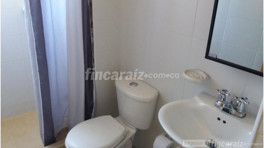 Piso – Bogotá, El Real, Localidad Engativá - Más
