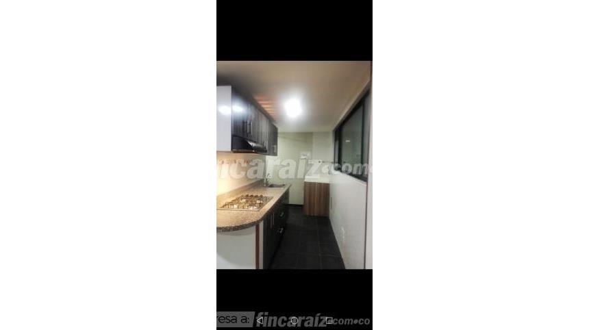 Piso – Bogotá, Santa Rosita, Localidad Engativá - Más