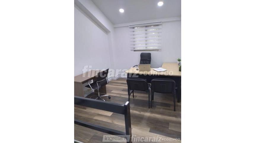 Oficina en Arriendo - Más