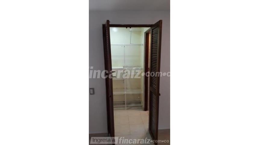 Piso – Bogotá, La Esperanza Sur, Localidad Fontibón - Más