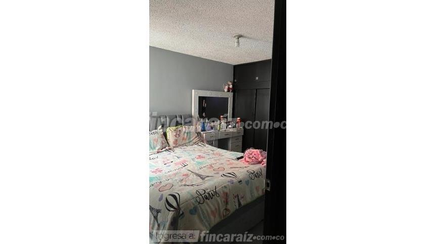 Piso – Bogotá, Osorio III, Localidad Kennedy - Más
