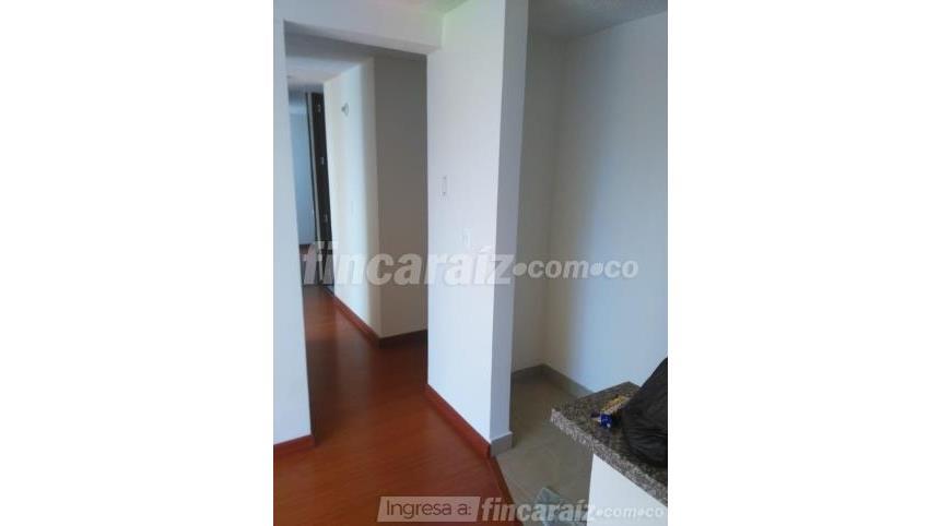 Piso – Bogotá, Bosanova, Localidad Bosa - Más