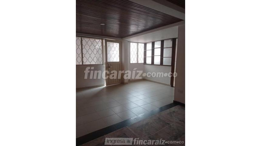 Piso – Bogotá, Bachue I, Localidad Engativá - Más