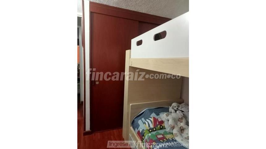 Piso – Bogotá, Santa Rosita, Localidad Engativá - Más