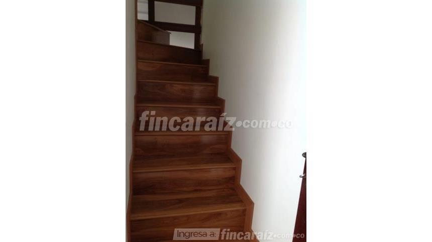 Piso – Bogotá, Usaquén, Localidad Usaquén - Más