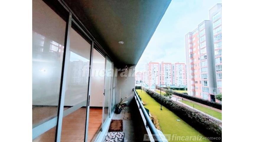 Piso – Bogotá, Modelia Occidental, Localidad Fontibón