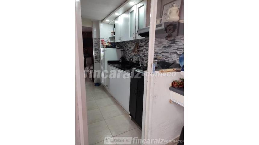 Piso – Bogotá, Villas de Granada, Localidad Engativá - Más