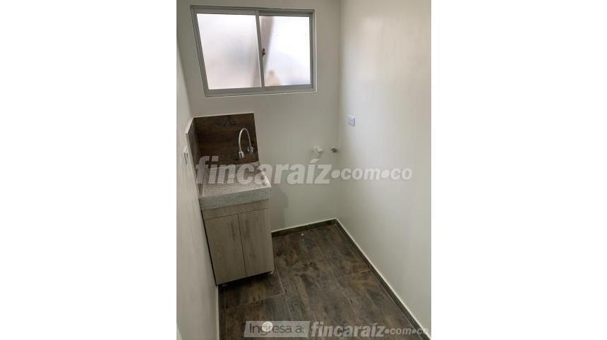 Piso – Bogotá, Olaya, Localidad Rafael Uribe Uribe - Vista 4