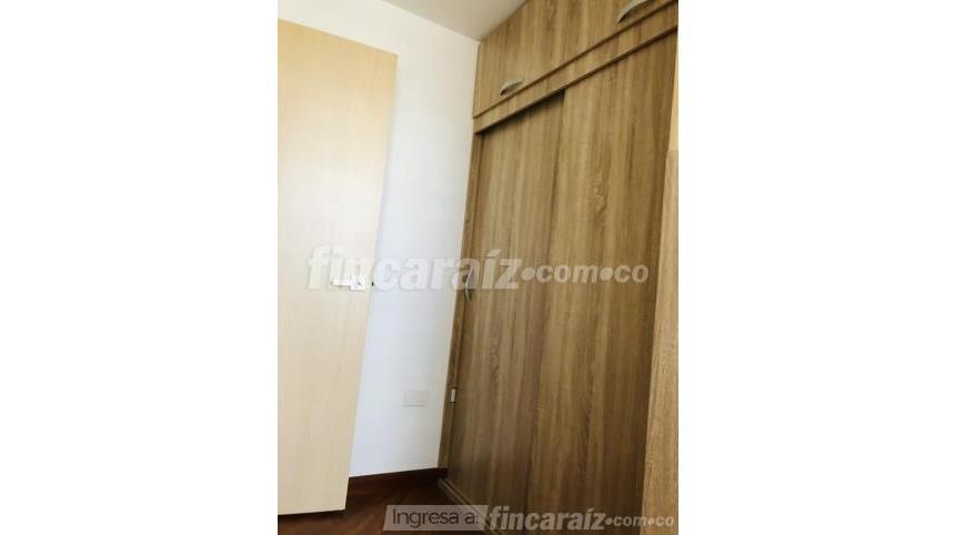 Piso – Bogotá, Saturno, Localidad Fontibón - Más