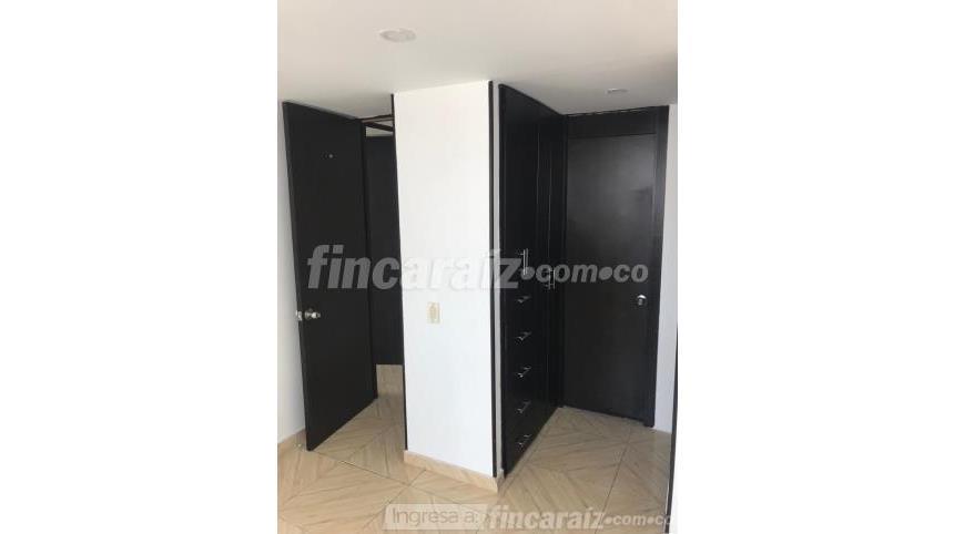 Piso – Bogotá, Localidad Kennedy - Más