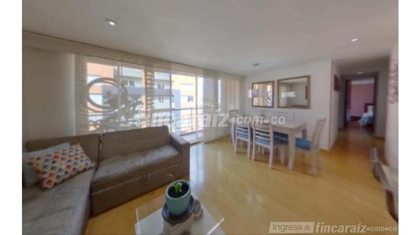 Piso – Bogotá, Granjas de Techo, Localidad Fontibón - Más