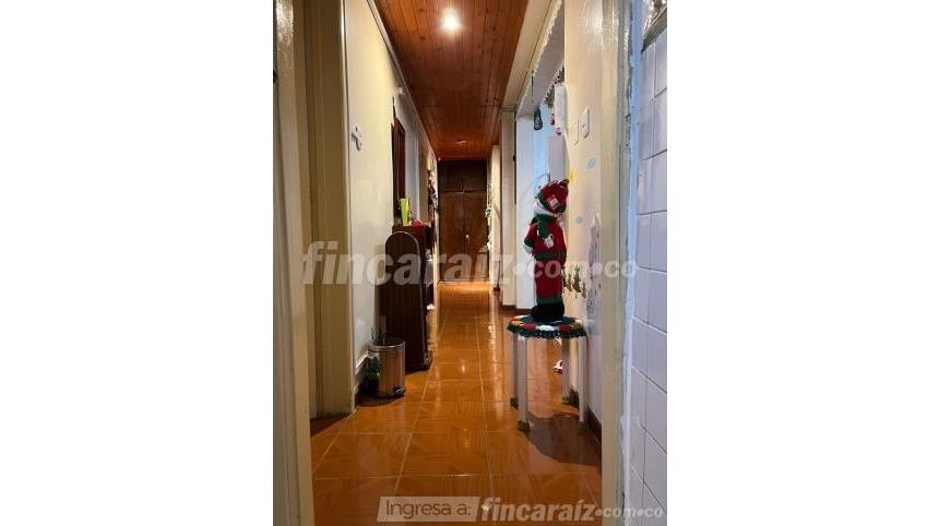 Piso – Bogotá, La Veracruz - Vista 3