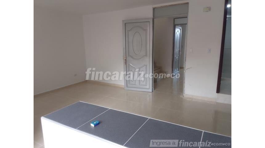 Piso – Bogotá, Parque Simón Bolívar-CAN, Localidad Teusaquillo - Más
