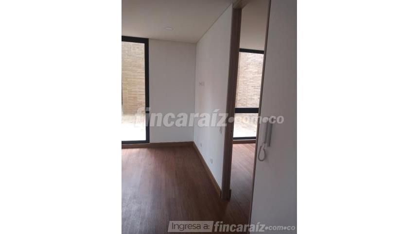 Piso – Bogotá, Sagrado Corazón - Más