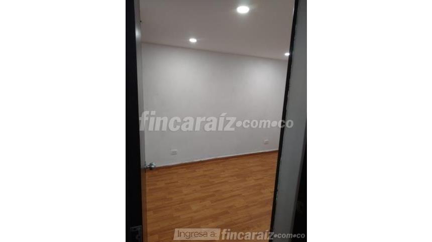 Piso – Bogotá, Localidad La Candelaria - Más