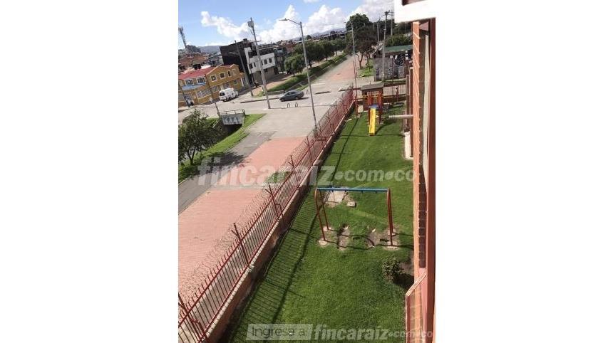 Piso – Bogotá, Localidad Rafael Uribe Uribe - Vista 3