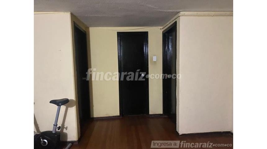 Piso – Bogotá, Las Cruces - Vista 2
