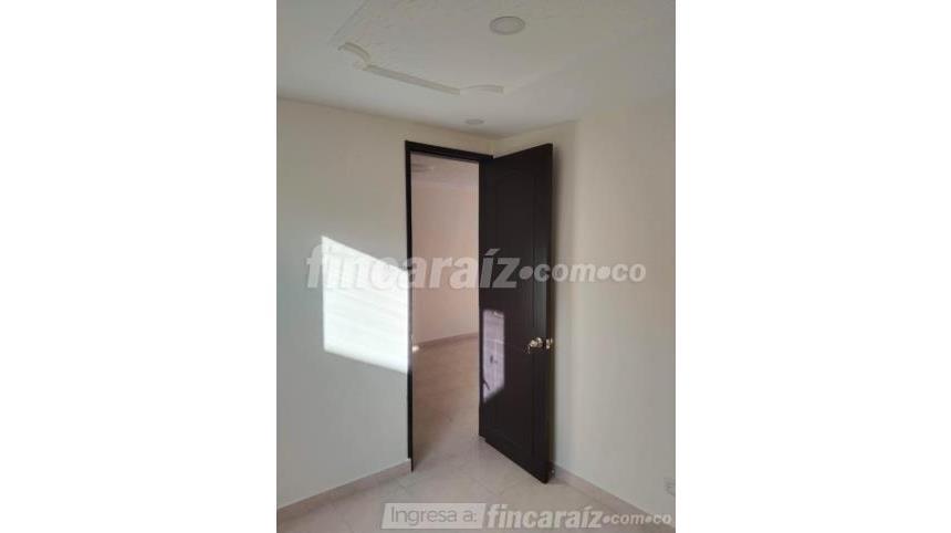 Piso – Bogotá, Osorio III, Localidad Kennedy - Más