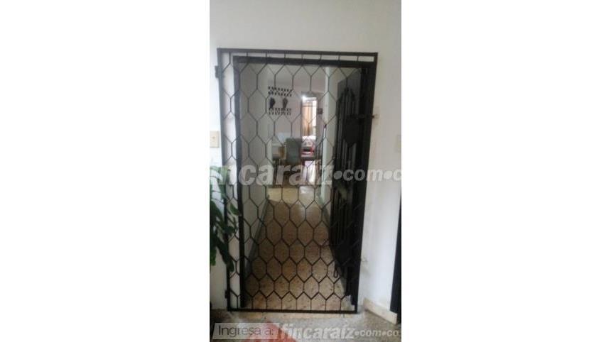 Piso – Bogotá, Parque Simón Bolívar-CAN, Localidad Teusaquillo - Más