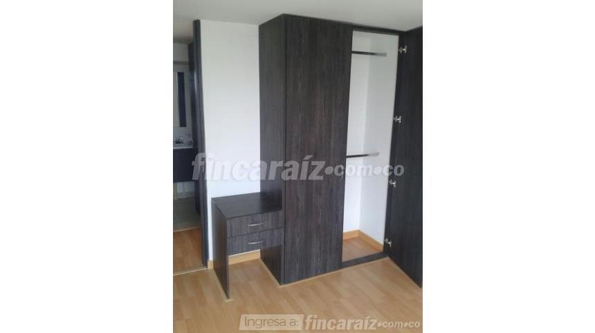 Piso – Bogotá, Aures, Localidad Suba - Más