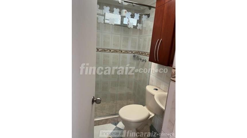 Piso – Bogotá, Localidad Kennedy - Más
