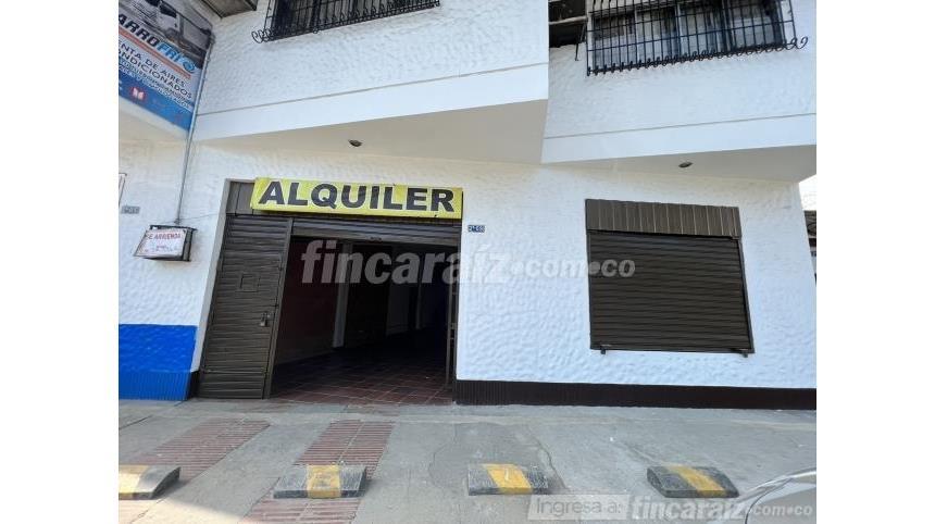 Local en Arriendo - Más