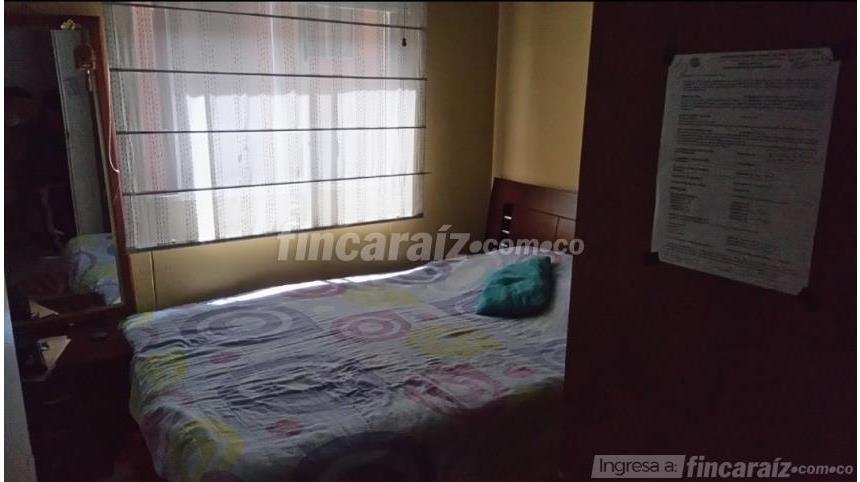 Piso – Bogotá, Los Molinos, Localidad Rafael Uribe Uribe - Más