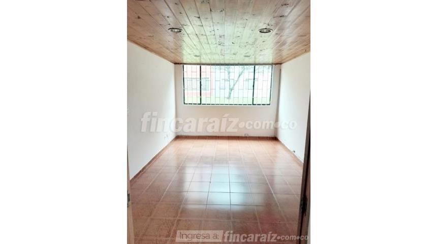 Piso – Bogotá, El Cortijo, Localidad Engativá - Más