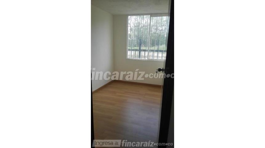 Piso – Bogotá, Localidad La Candelaria - Más