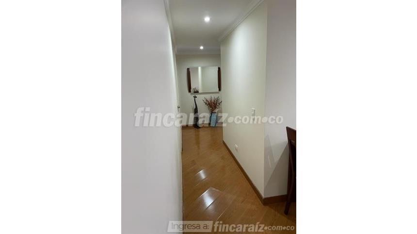 Piso – Bogotá, Parque Simón Bolívar-CAN, Localidad Teusaquillo - Más