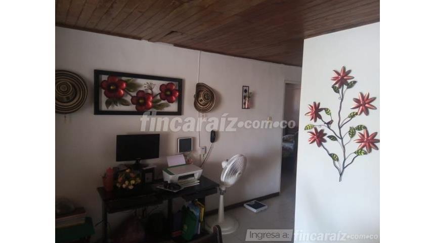 Piso – Bogotá, Parque Simón Bolívar-CAN, Localidad Teusaquillo