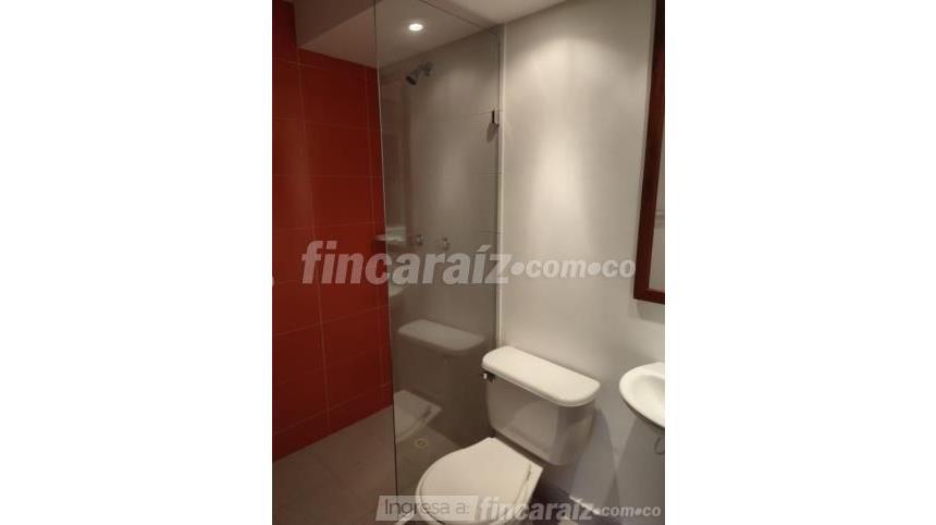 Piso – Bogotá, Localidad Engativá - Más