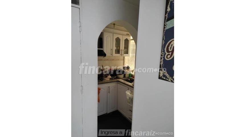 Piso – Bogotá, Capri, Localidad Usaquén - Más