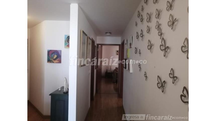 Piso – Bogotá, Las Acacias, Localidad Usaquén - Más
