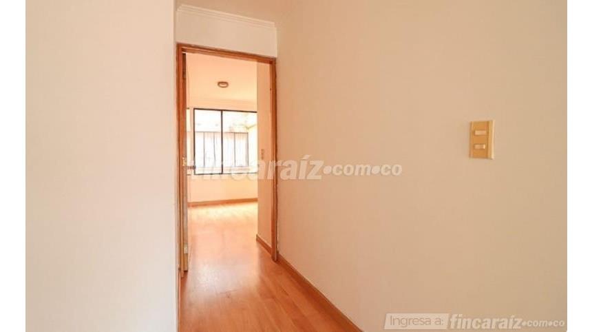 Piso – Bogotá, Santa Bárbara, Localidad Usaquén