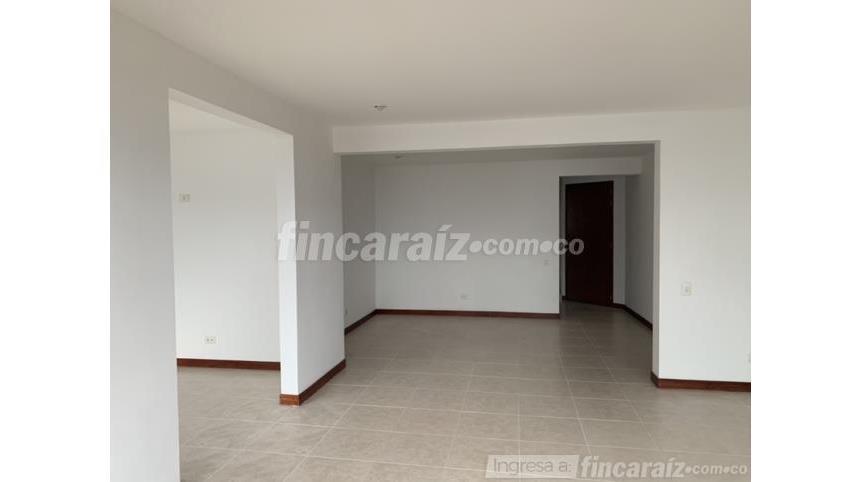 Apartment in Medellín, La Aguacatala, El Poblado - View 5